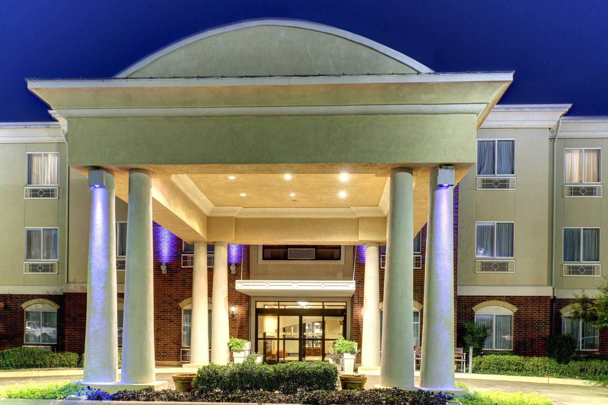 Holiday Inn Express San Angelo By Ihg Exterior photo
